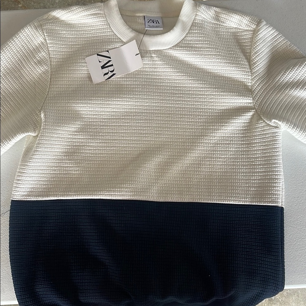 Zara White and Black Textured Sweater